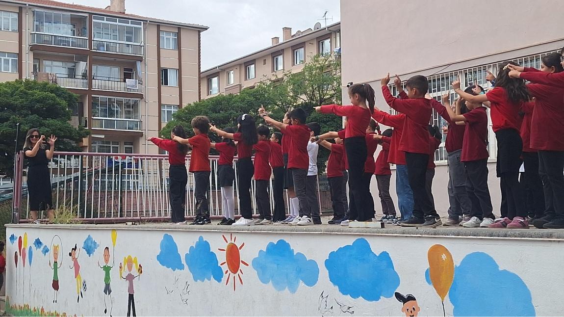 İLKÖĞRETİM HAFTASI OKULUMUZDA ÇEŞİTLİ ETKİNLİKLERLE KITLANDI